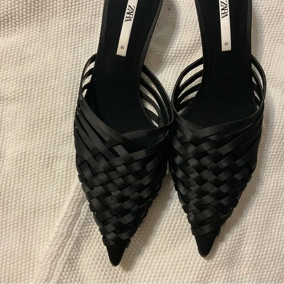 Zara Black Point Slide Heels Size  41 NWOT - Picture 3 of 6